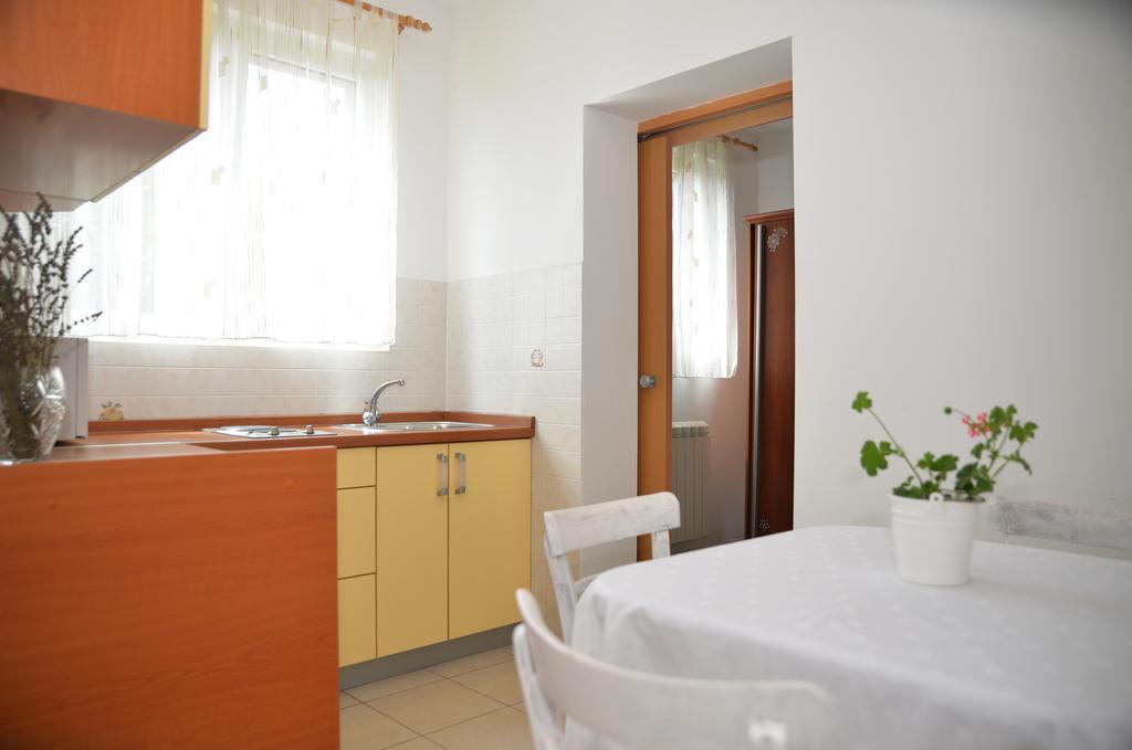 Apartments 5M Tisno Zimmer foto